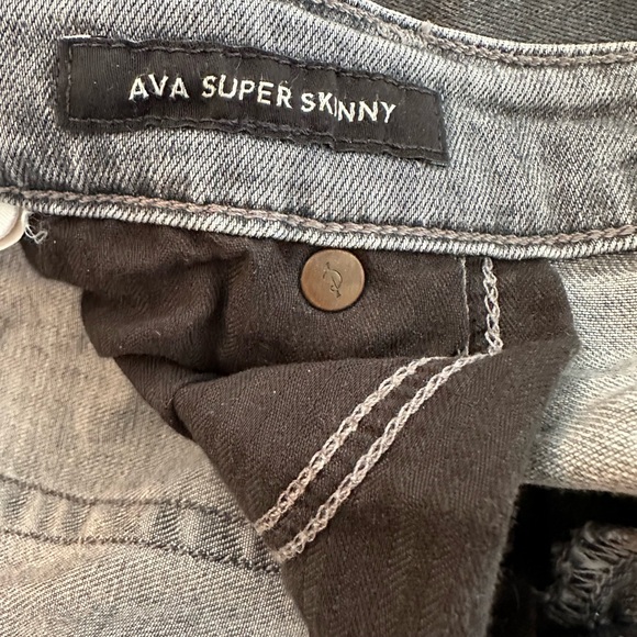 Lucky Brand Ava Super Skinny Gray Jean - Picture 3 of 11